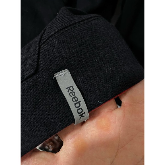 Calgary Flames Hoodie Mens M Black Red Hoodie NHL Hockey Reebok - Picture 14 of 14